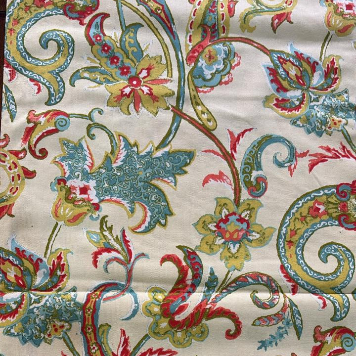 Regal Bloom Printed Table Runner