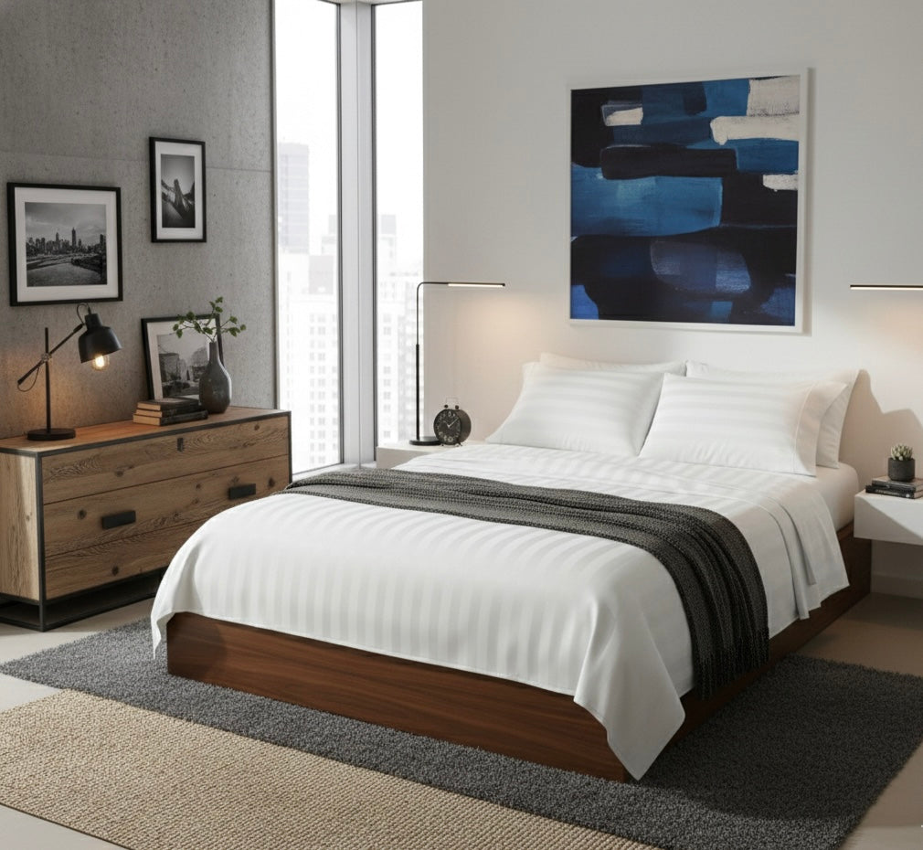 Amaré Élan — Pure White Striped 550 TC Bedsheet