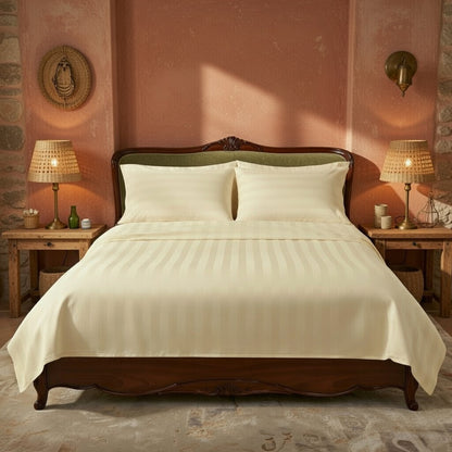 Amaré Élan — Butter Glow Striped 550 TC Bedsheet