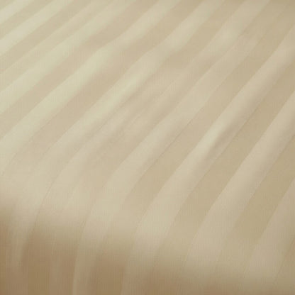 Amaré Élan — Butter Glow Striped 550 TC Bedsheet