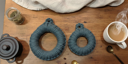 Twilight Loop Trivet Set – Pack of 2