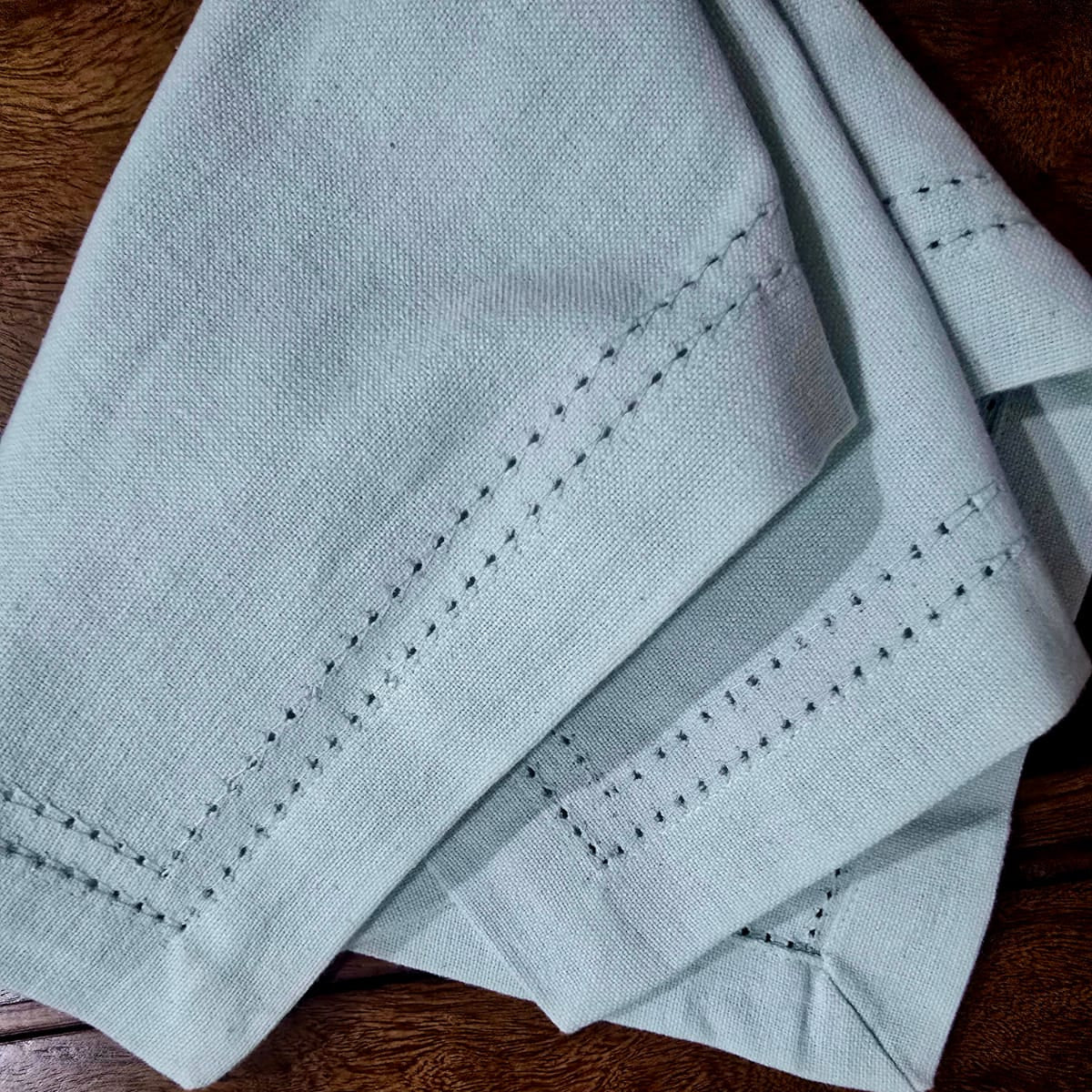 Skyline Hemstitch Cotton Placemats – Set of 4